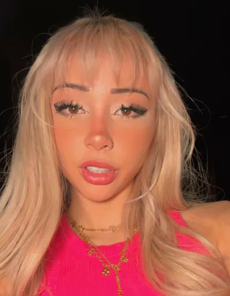 Mia 💕