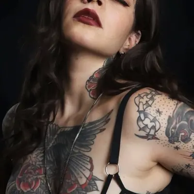 V