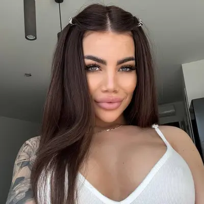 🌸 Victoria