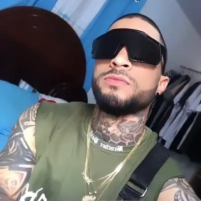 Yandel Santos el capitán 🚢⚓