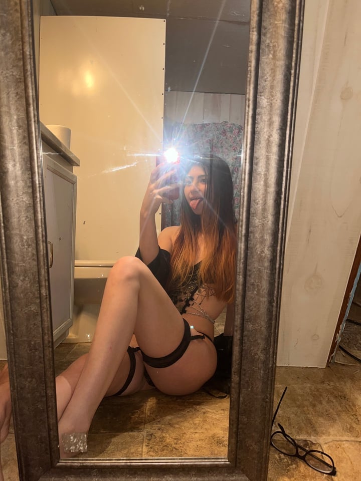 Yourfavgirleliza