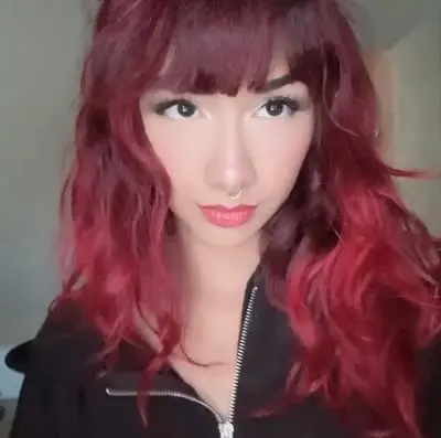 Yourtokengirl