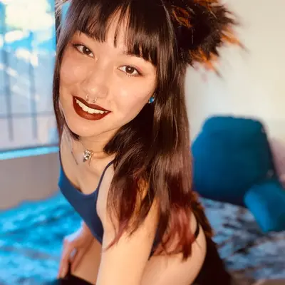 Yurifoxgirlvip
