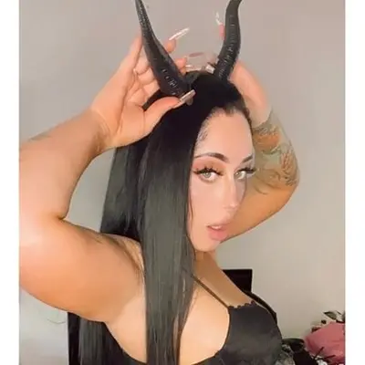 Yvonnacarlo