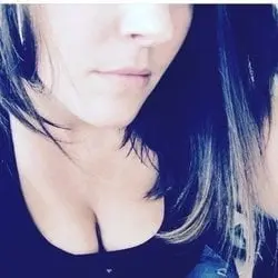 Zoey009889